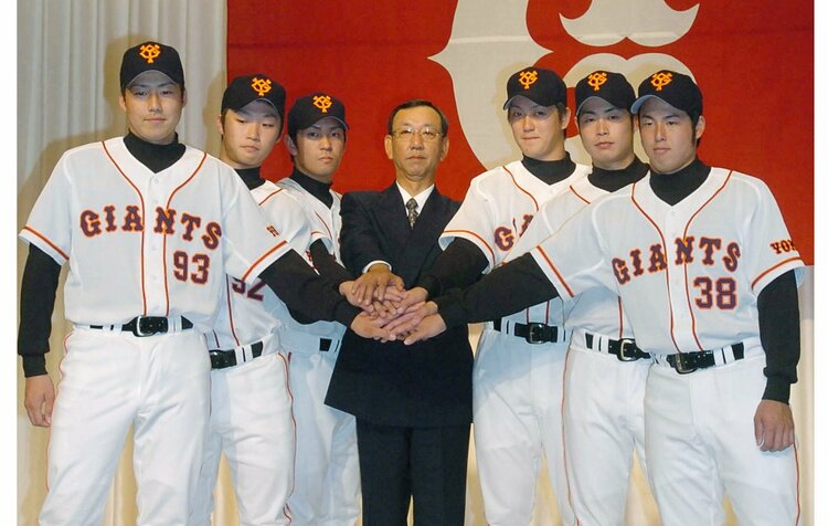 劇弾一問一答 巨人・亀井善行「めっちゃうれしい」プロ野球史上初の開幕戦代打サヨナラ本塁打 - サンスポ