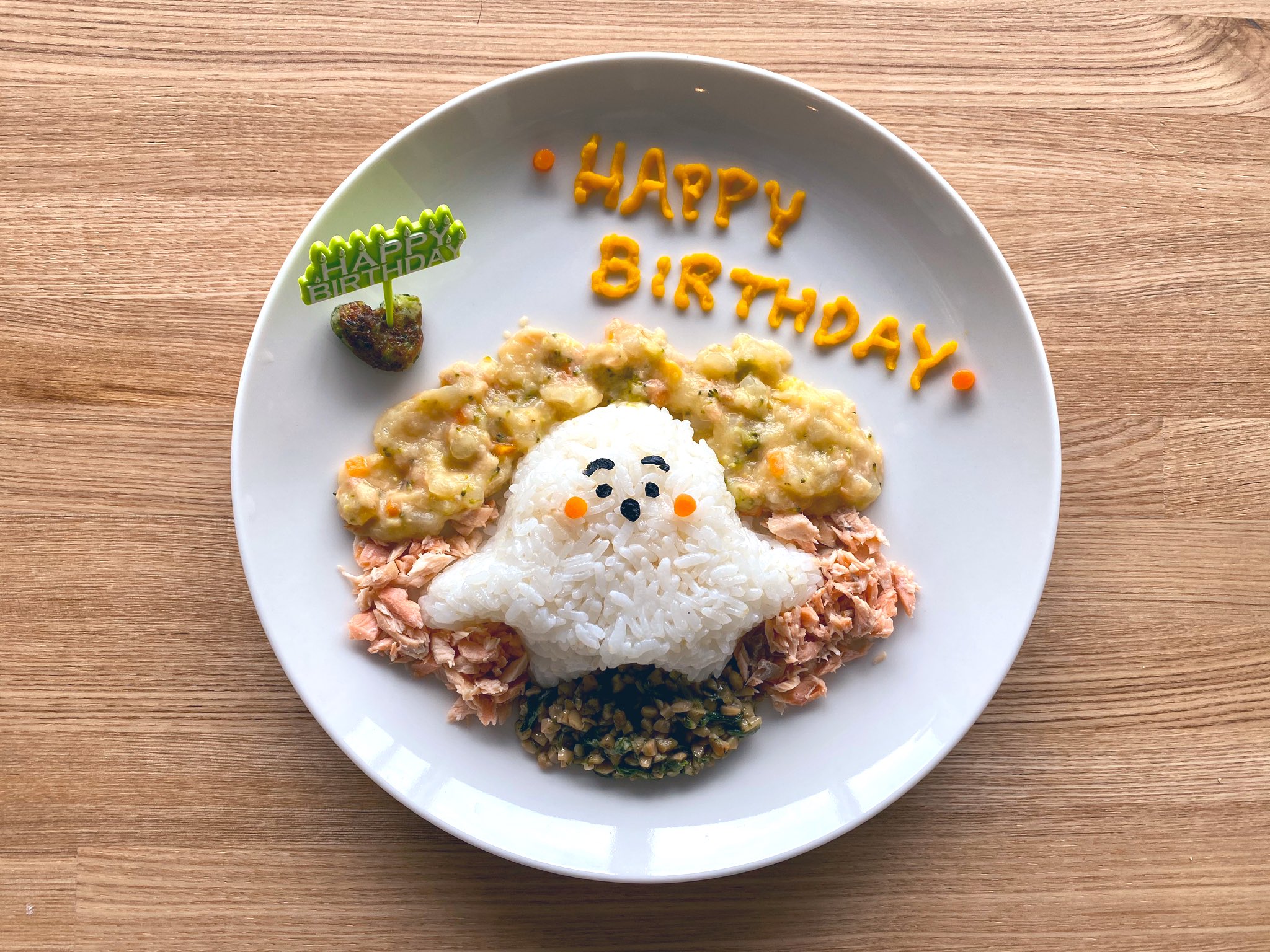 お祝い離乳食レシピ 愛情たっぷり「お子様ランチ風プレート」で1歳誕生日をお祝い