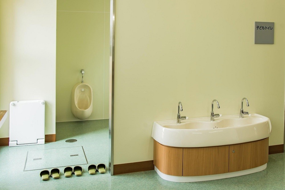 トイレトレーニングはいつから？ 時期・やり方・進め方などコツを教えますこどもちゃれんじ子育てコラムベネッセコーポレーション