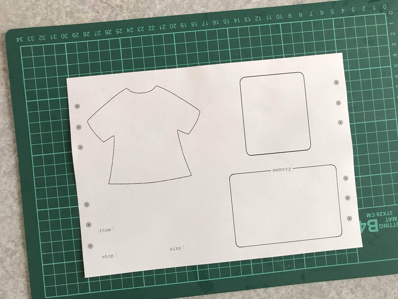 赤ちゃん ピンク 名入れ刺繍ベビーフォトアルバム 送料無料出産祝いギフト ココロコ