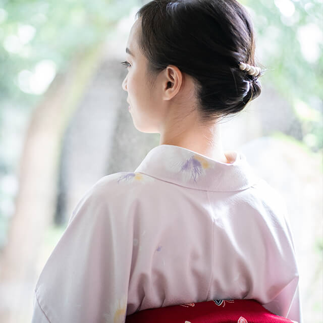 黒留袖に華を添える フォーマル髪飾りガイドきもの永見