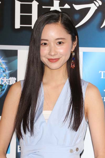 まゆ様ご確認用＊フラワードーム プリザーブドフラワー プロポーズの花束をプリザーブドフラワーへ💐 フレームにアレンジしてお渡しいたしました。ご依頼、ありがとうございました。 末永く、お幸せに💕💕💕プロポーズプロポーズ花束プロポーズ花束を残す