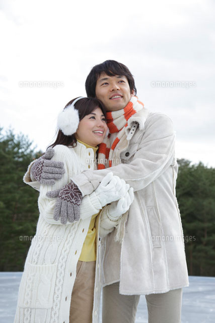 ハグの仕方で彼氏の本気度が分かる？ 男性心理とキュンとさせるハグのコツ「マイナビウーマン」