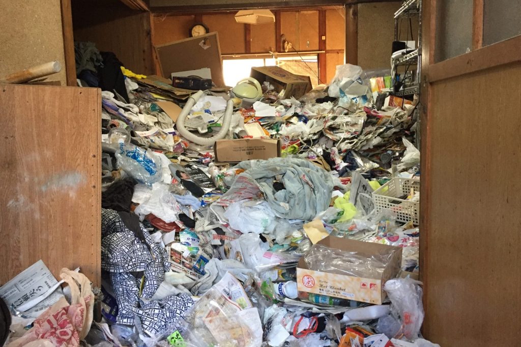 特殊清掃の費用はいくら？お役立ちコラム遺品整理ロード