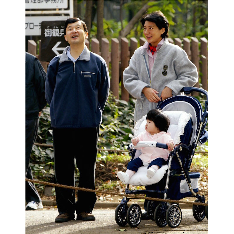 黒田清子さん 買い物は格安スーパー、住宅ローン15年で完済 夫・慶樹さんは定年後も“再就職”の堅実ぶり女性自身