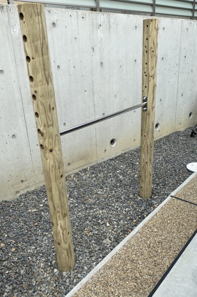 DIY_誰でも作れる！簡単すぎる鉄棒の作り方