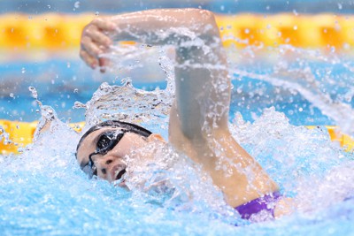 ヒザ手術後は自分の足じゃない感覚。この足、誰の足？って」高3で絶望した女性スイマーが五輪出場を果たすまで 寺村美穂さんに聞く- 競泳 -Number Web - ナンバ