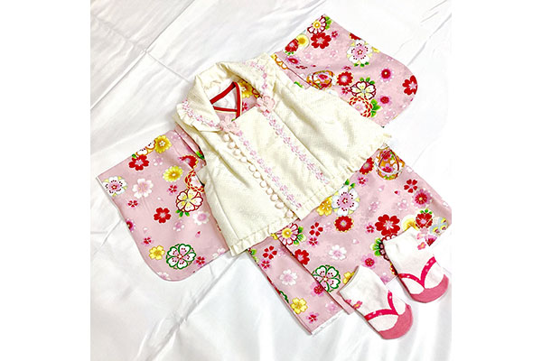 レンタルベビー着物 80㎝ 女の子 赤 ピンクMV20 16001衣装レンタル フォセットネットショップ-記念日を彩る七五三・振袖・ドレス