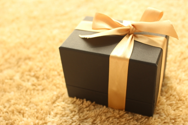 ネパールを訪れる時おすすめなお土産は？ ネパール人へのお土産６選 │えたうたネパール