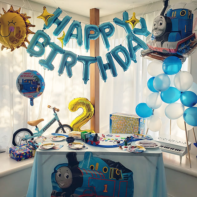 トーマス テーマのお誕生日パーティー : Thomas Themed 3rd Birthday Party - リトルレモネードバルーン＆パーティープランナ