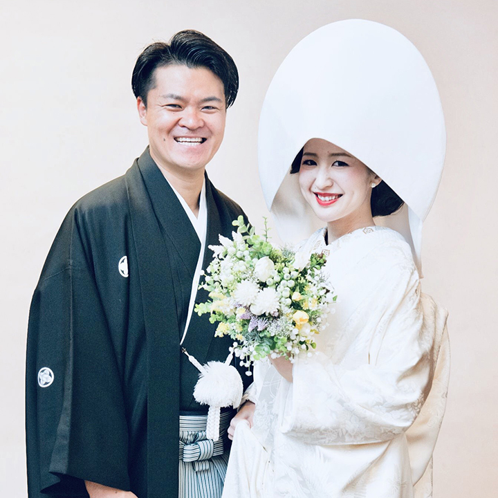 カラーとオールドローズのウェディングブーケ 白グリーン 白無垢にも♡アーティフィッシャルフラワー使用 ブーケ フラワースタジオ リキュ 通販17278647Creema クリーマ