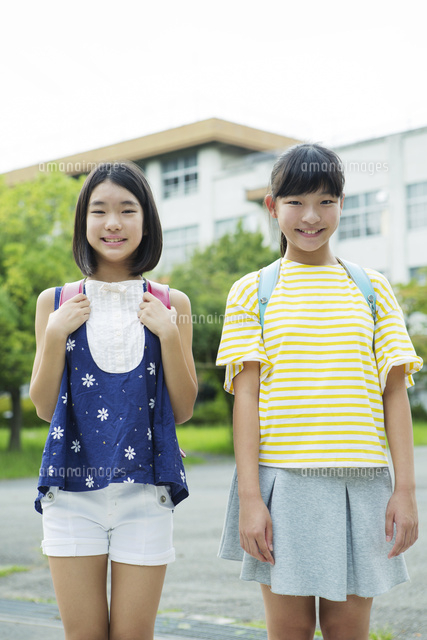 大人顔負け！ 今どき女子小学生の「スポーティ」コーデは「秋色」が2023年ぽい！ - Aneひめ.net講談社