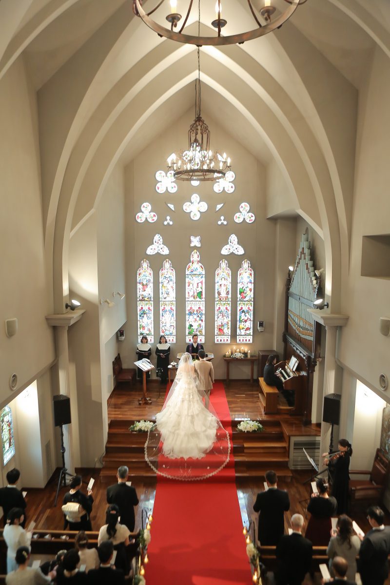 ステンドグラスが綺麗な式場』 みかんさん 大阪セントバース教会の口コミ・評判 Photorait
