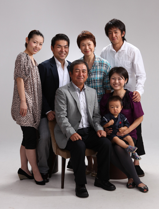 救急搬送された加山雄三 「卒婚」した妻は同居を前提に帰国NEWSポストセブン