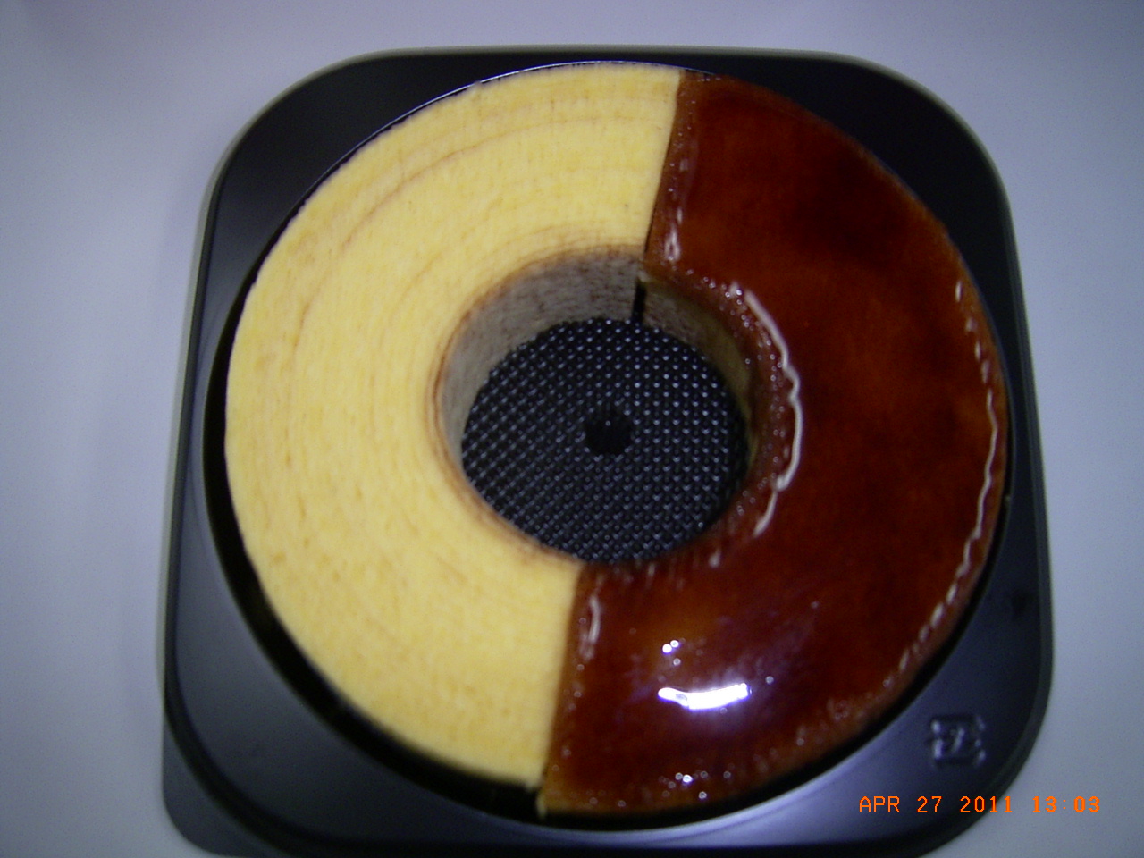 信子ママの妹さん、姪っ子さん、そしてその娘さんに 会いに行ってきた信子ママ✨ 素敵なブルーのコーディネートがお家の壁の色にも合っているのは偶然！？ ○マダムシンコのバウムクーヘンお取り寄せは こちら @madameshincoマダムシンコマダムブリュレマダム