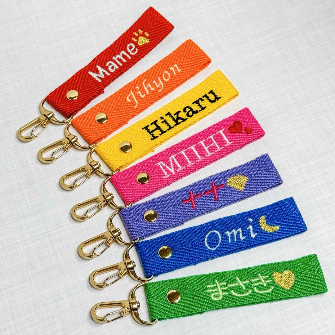 名入れ♡刺繍ネームダグ 推し活 名札 キーホルダー ハンドメイド
