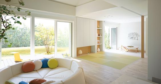 置き畳をサイズオーダーして寝返りを始めた赤ちゃんの遊び場を作る