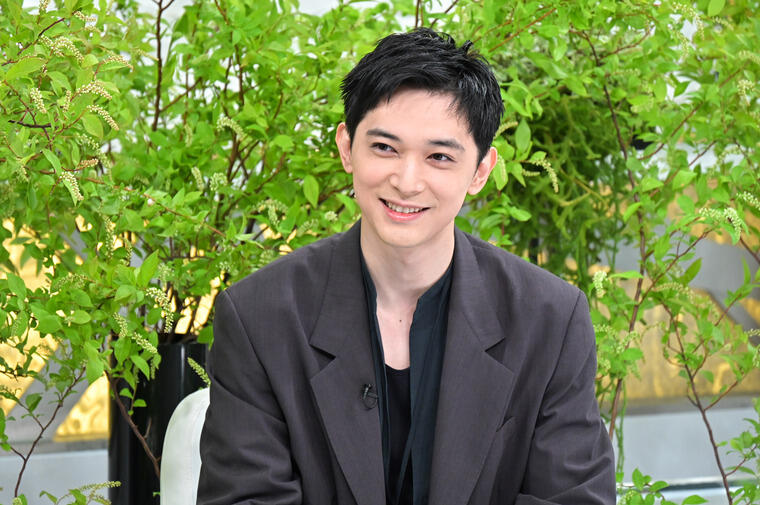 吉沢亮 - Wikipedia