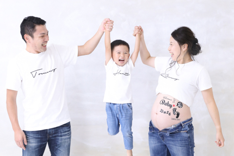 マタニティフォトがもっと素敵になるおすすめ撮影時の“おしゃれポーズ”9選！LOVEGRAPH Journal