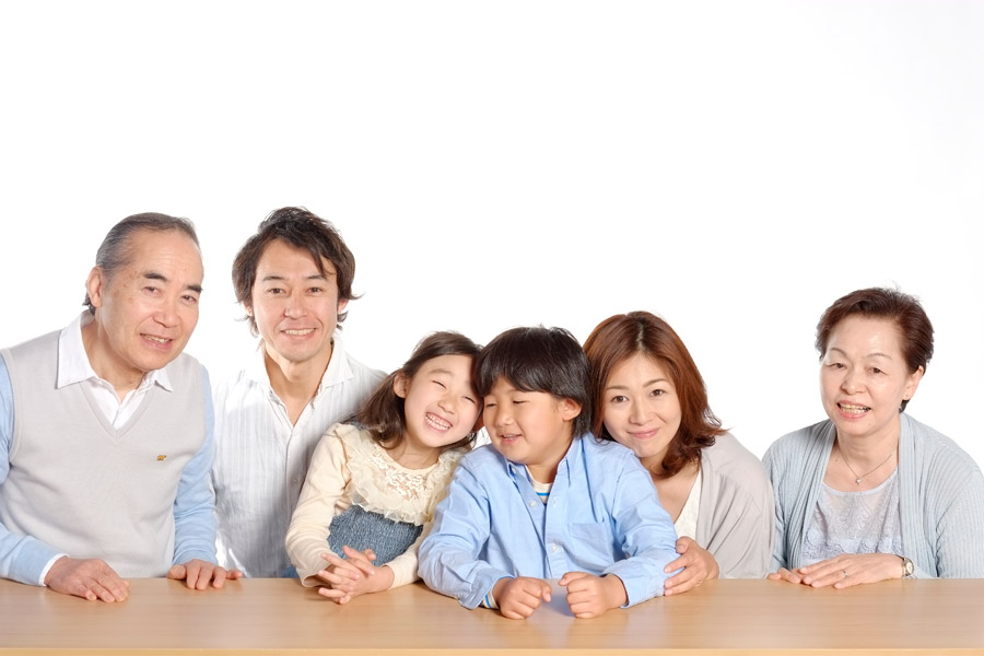 家族」の写真素材21,836,318件の無料イラスト画像Adobe Stock