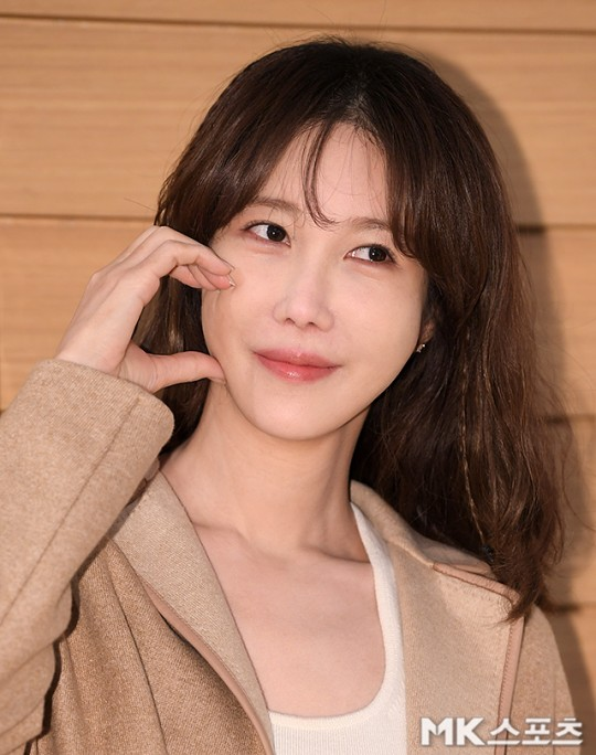 イ・ジア、派手なアクションで初登場‥人質取れた子供救出韓国大好き