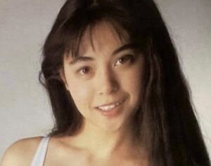 桜井和寿の黒歴史。現在の嫁・吉野美佳との不倫略奪の過去 - FES ROCK