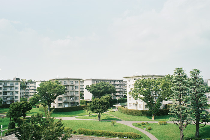 古い銘木倉庫を改築したコンプレックス・スペース。新木場・CASICATOKYO FMantenna* TOKYO ONGOING