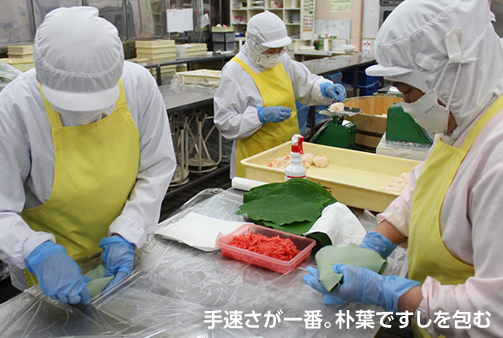 12月の予定です。 ⁡ おしゃべりしたり、考え事したり、おやつを食べたり、手を動かしたり。あっというまに過ぎていきそうな12月にこそ、ゆっくりする時間を作らなくちゃ。 ⁡明日の土曜日は、里帰り中につき笑点開けられませんが、のこり3回の土曜 14.21.28 、ふみの日