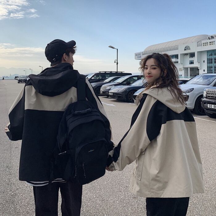 手繋ぎ写真で匂わせる愛の表現法カップル写真の撮り方とアイデア