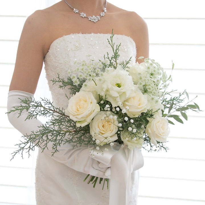 ブーケ ブライダルブーケ ウェディング ホワイト 白 花嫁 造花 結婚式 ウェディングブーケ 豪華 花束 ガーリー 可愛い