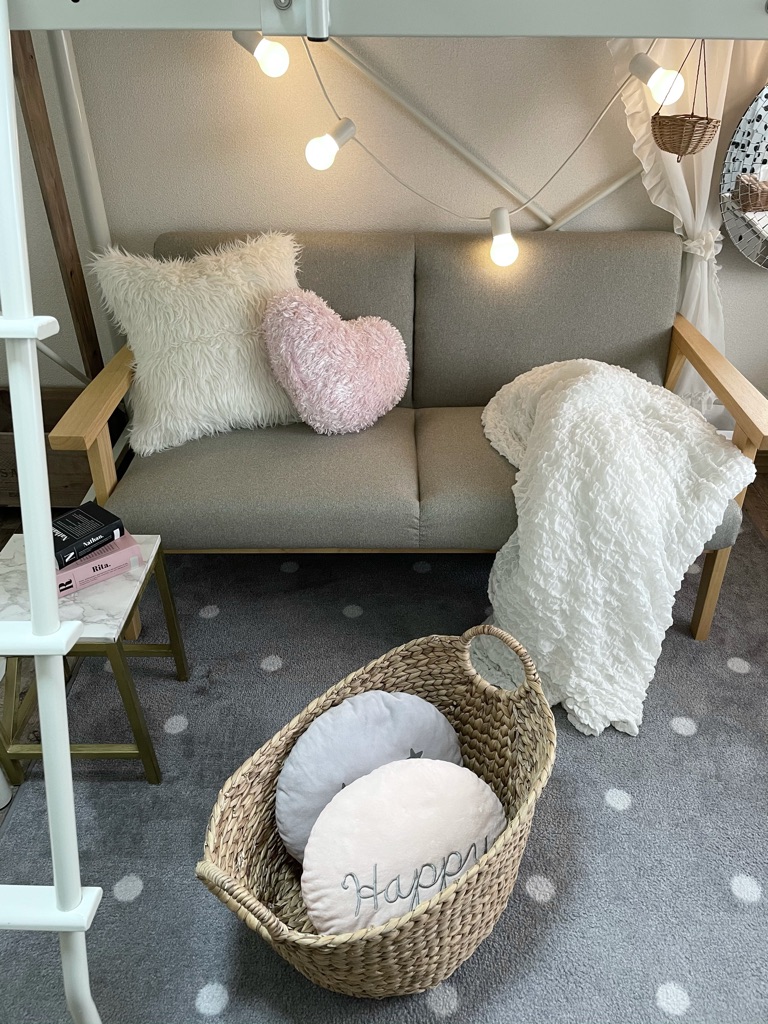 キッズ テント 大型子供用テント 秘密基地 折り畳み 女の子 男の子 プレゼント 高品質 プレイハウス 窓付き ティピー 子供部屋 こども 部屋テント おもちゃハウス 室内 屋内&屋外 キッズプレイテント お姫様 睡眠テント キッズテント ハウス 子供テント 室内 遊具