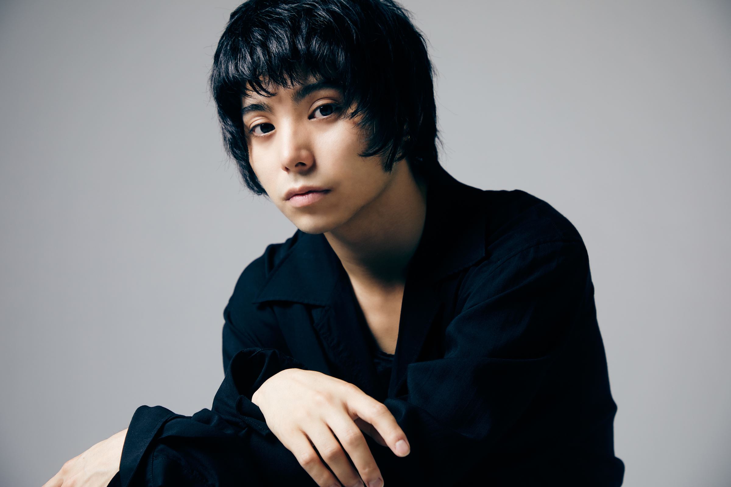 村上淳・虹郎親子、ＵＡの「雲がちぎれる時」を弾き語り - スポーツ報知