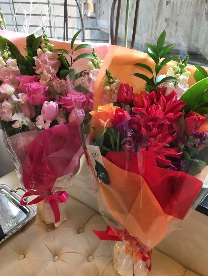 福岡 花屋│退職、卒業、離任式の花束 福大そばBonheur