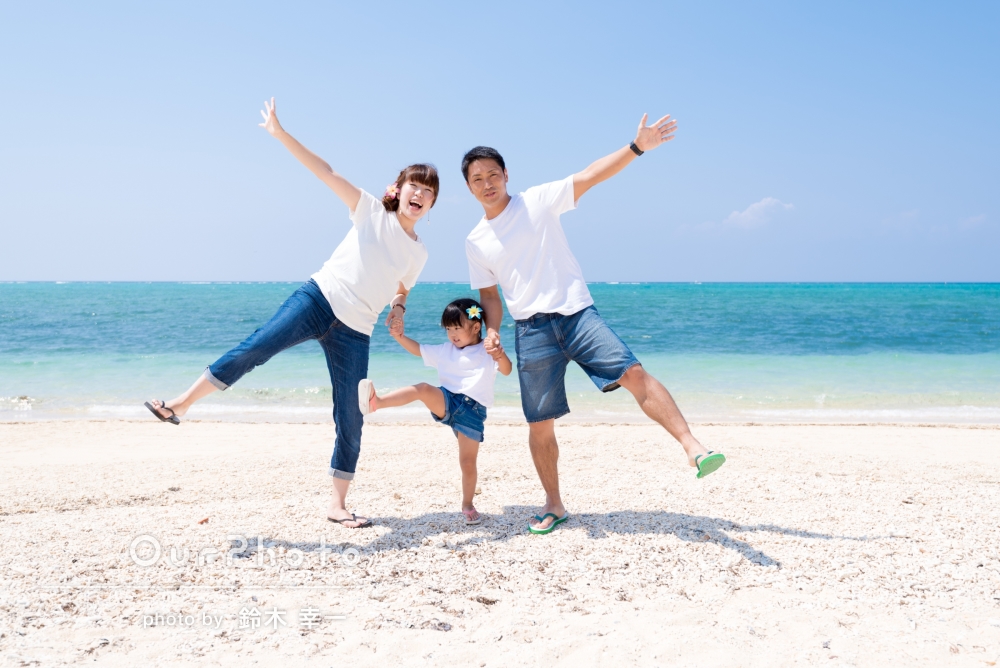 家族写真の服装どうする？沖縄でロケーションフォトとスタジオフォトでのかりゆしウェア選び方。マンゴハウスブログ