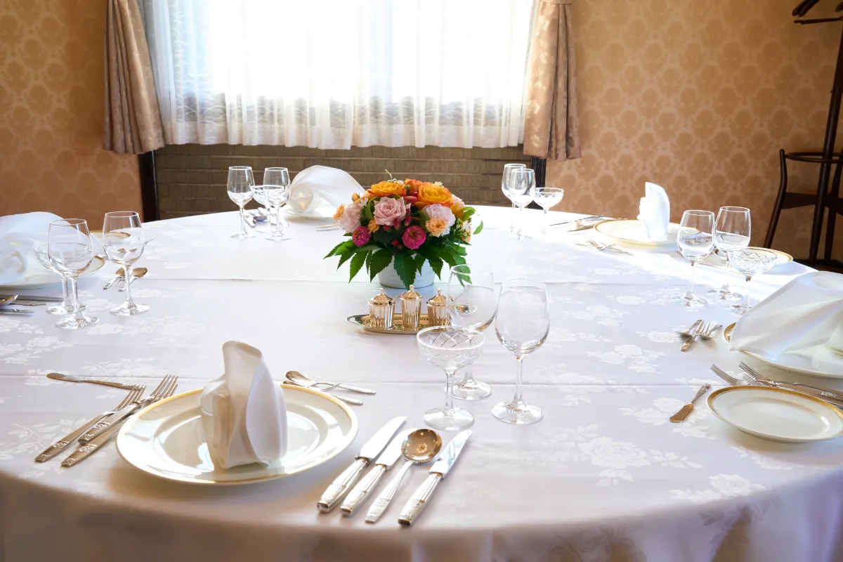 学士会館で結婚式 - ウェディングニュース