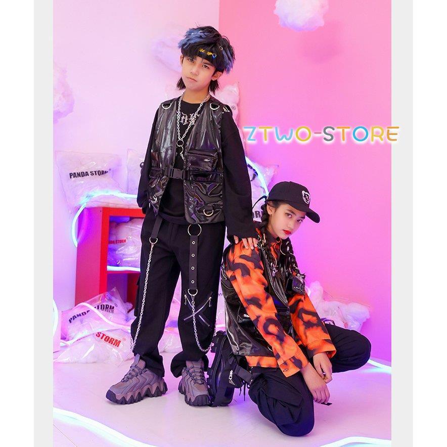 当店大人気♥♥♥ 5連チェーンネックレス🙂 ボリュームたっぷりで存在感ありあり！！ 2枚のクラシカルなコインもかっこいい🥴💕 ダンスファッションにもおすすめです。品番:god-188 価格:1080円チェーンネックレスコインネックレスアンティークネックレス5連3