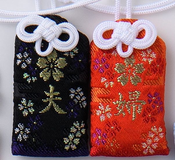 インスタで見つけた！夫婦守りの活用アレンジ方法15選♡ウェディングニュース