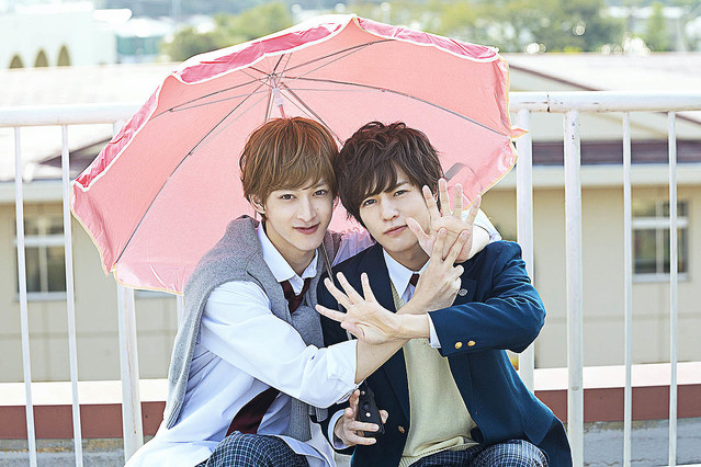 7 件の「相合傘」のアイデアを今すぐ保存秋冬 ファッション、傘イラスト、マント イラスト など