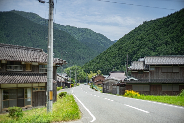 帰省」とは? どのくらいの距離から「帰省」になるの? 読み方や意味、利用場面などについてくわしく解説!マイナビニュース