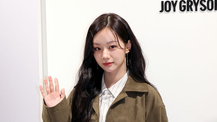 俳優チン・テヒョン×パク・シウン夫妻、養子縁組で結ばれた「完璧な家族像」を公開Infoseekニュース