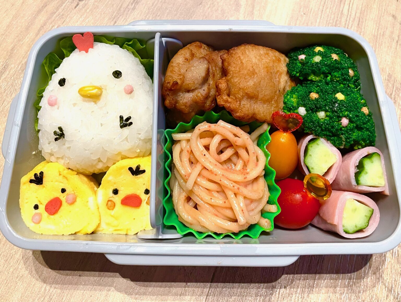 動物公園遠足弁当 レッサーパンダ・ライオン・キリンのお弁当＊キャラ弁 : momo's obentou＊キャラ弁 Powered by ライブドアブログ