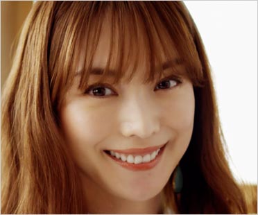 蛯原友里、夫・ILMARIと夫婦テレビ初共演 2児の母、妻としての生活に密着マイナビニュース