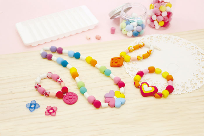 紙粘土 アクセサリーTikTok