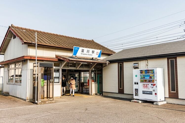 東武伊勢崎線韮川駅／ホームメイト