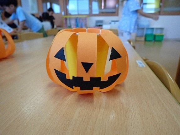10月製作 花紙で簡単かぼちゃ 保育園・幼稚園・こども園- ほいくのおまもり