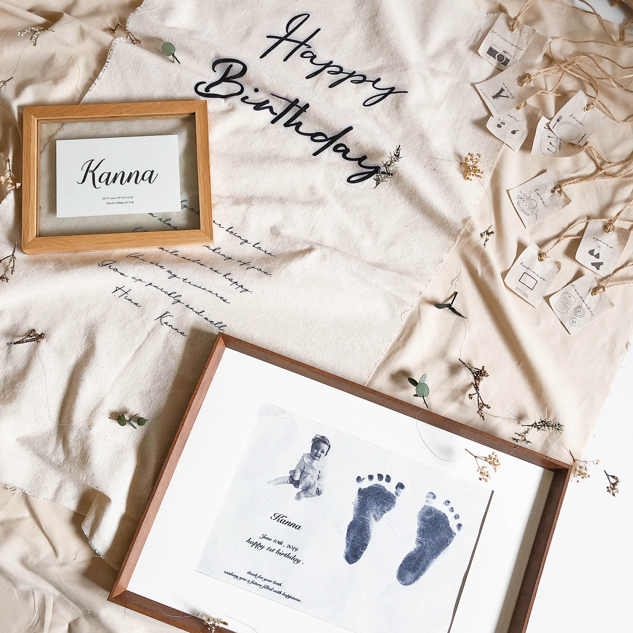 成長の記念を形に！赤ちゃんの「手形・足形」をアートに残すアイディアARCH DAYS