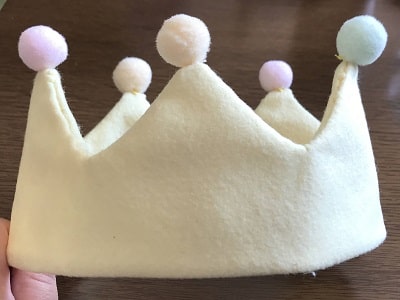 100均材料で作る！バースデークラウン 王冠 の作り方 型紙付き- にこにこそだて