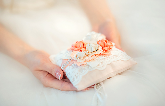 手作りキット ハマナカ Juno ホワイトローズのリングピローfavori DIY