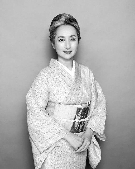 中村江里子、女子アナ同期の近藤サトと3年ぶりに再会 白コーデ2ショットにファン「ステキなマダムになられて」 1 2ねとらぼ