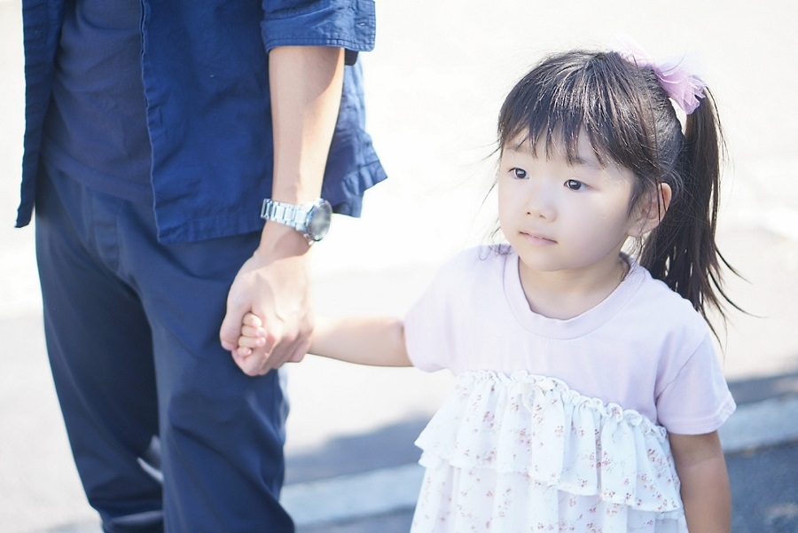 堤真一 小5＆小1の愛娘は「必ずどっちかが手をつないで」仲良しぶり語るも「ととは最近 」に苦笑 - スポニチ Sponichi Annex 芸能